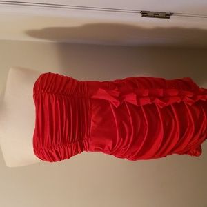Mini Little RED Dress small frame will be able to wear it. Padded in the bust